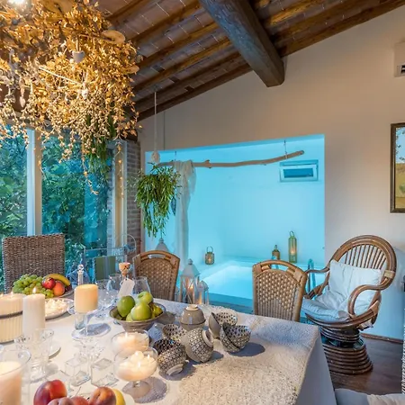 Family Vintage In Villa *