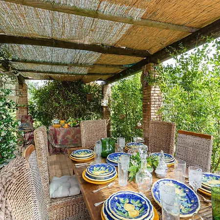 Villa Family Vintage In Capannori